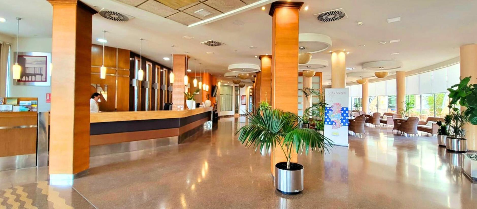 Hotel Monarque Costa Narejos 4*