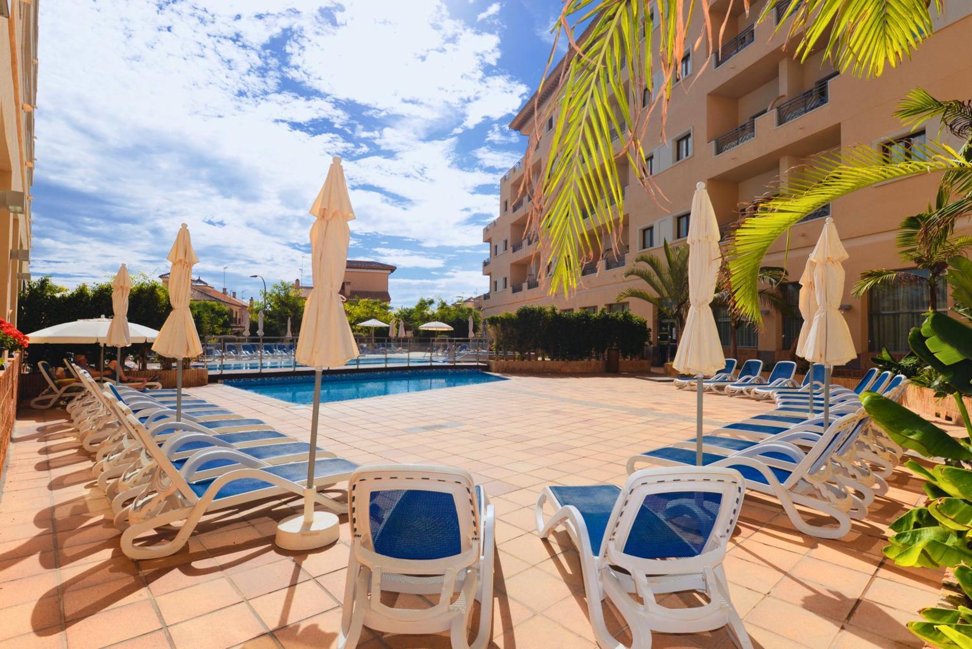 Costa Narejos Hotel 4*